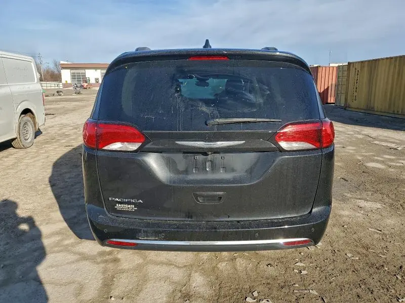 2017 CHRYSLER PACIFICA TOURING L  