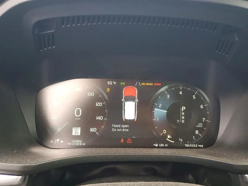 2019 VOLVO XC60 T5  