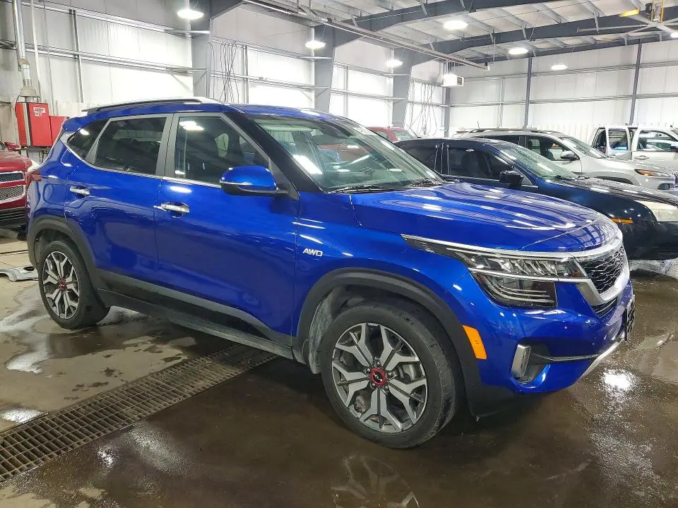 2022 KIA SELTOS SX  