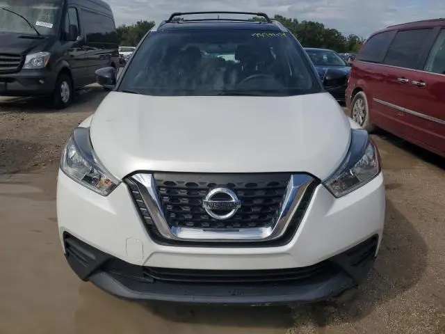 2018 NISSAN KICKS S  