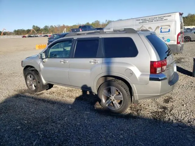 2011 MITSUBISHI ENDEAVOR SE