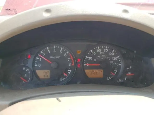 2010 NISSAN FRONTIER CREW CAB SE  
