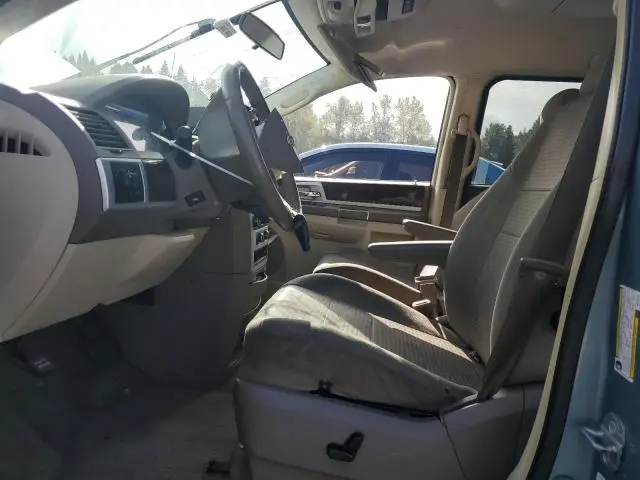 2010 CHRYSLER TOWN & COUNTRY TOURING  