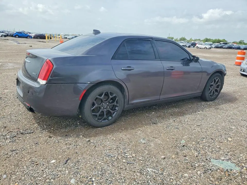 2018 CHRYSLER 300 S  