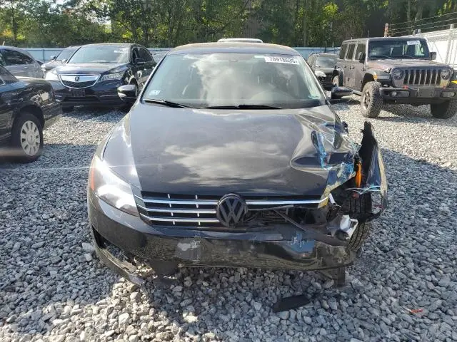 2013 VOLKSWAGEN PASSAT SE  