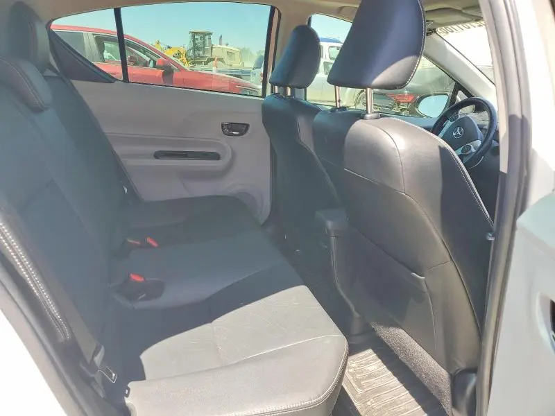 2013 TOYOTA PRIUS C FOUR  