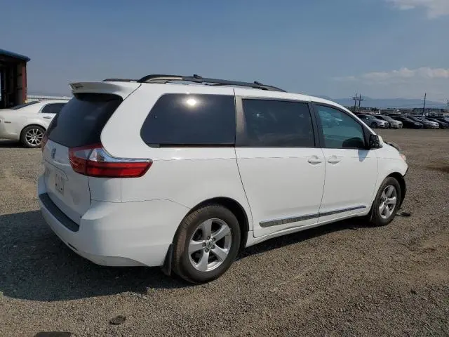 2015 TOYOTA SIENNA LE  