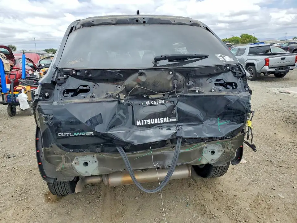 2023 MITSUBISHI OUTLANDER ES  