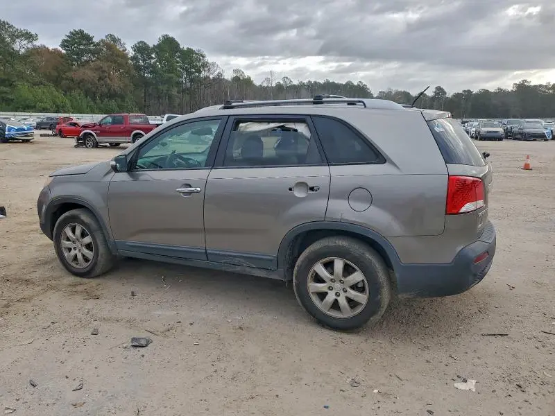 2011 KIA SORENTO BASE  