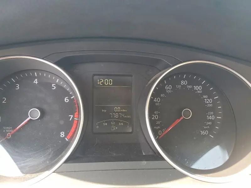2016 VOLKSWAGEN JETTA SE  
