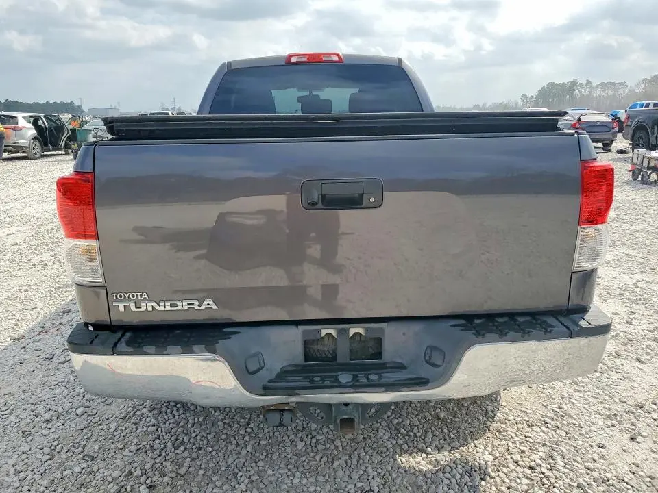 2011 TOYOTA TUNDRA GRADE  