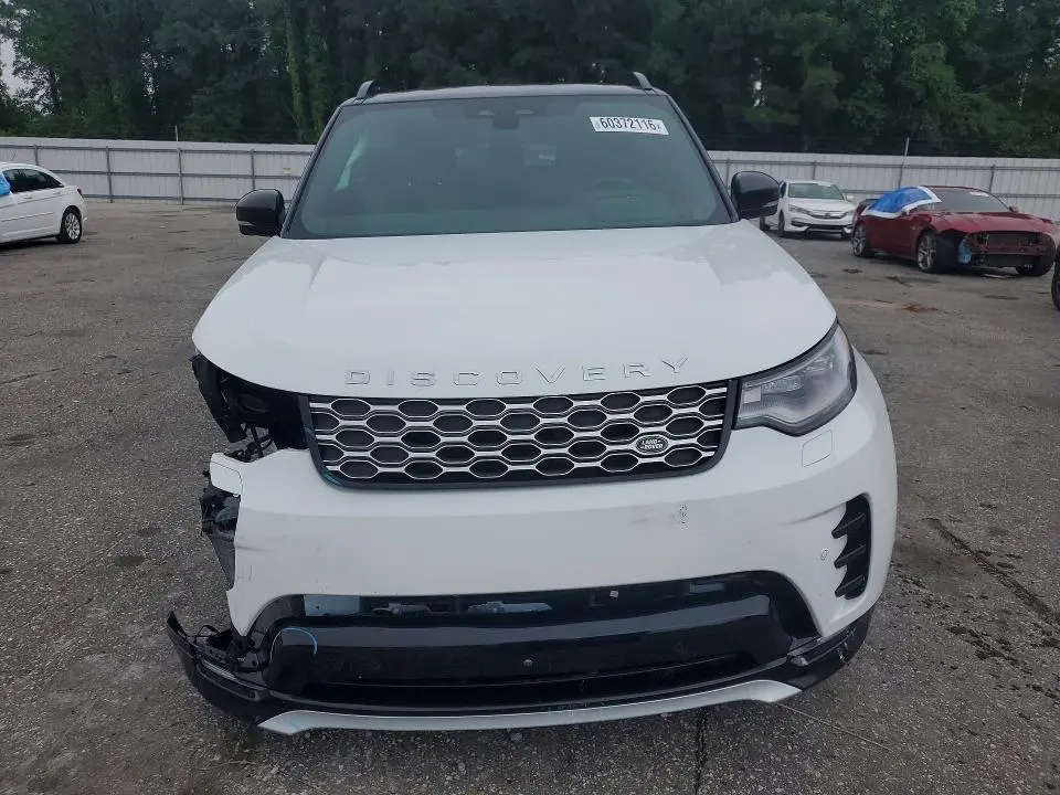 2025 LAND ROVER DISCOVERY METROPOLITAN EDITION  