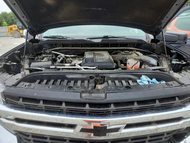 2021 CHEVROLET SILVERADO K1500 LT  