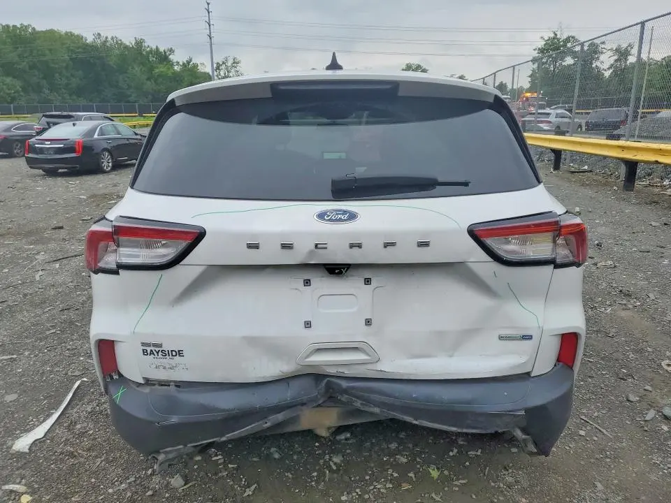 2020 FORD ESCAPE SE  