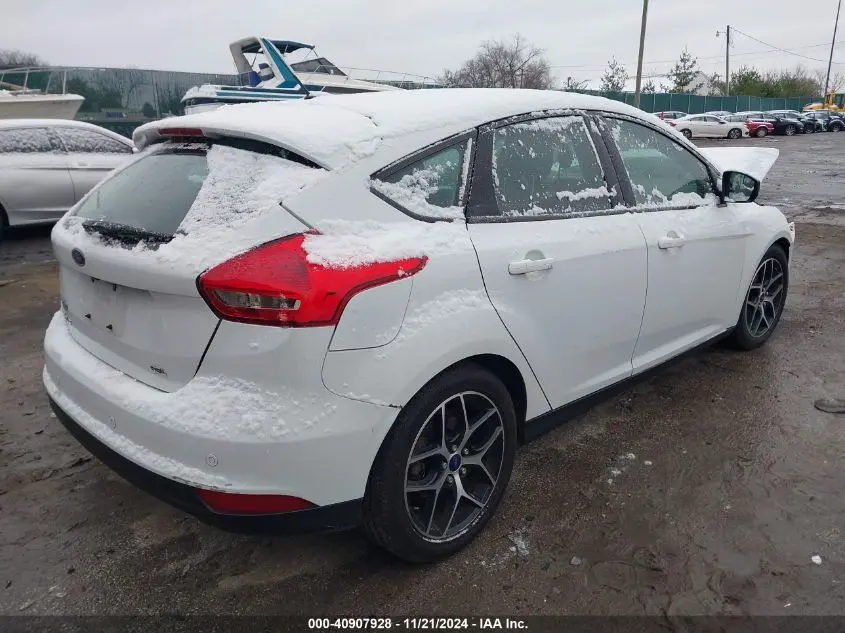 2017 FORD FOCUS SEL
