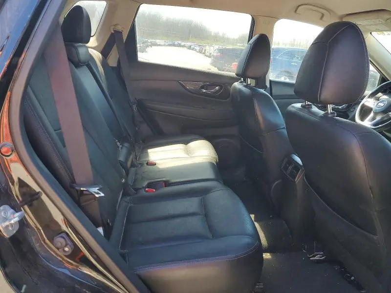 2017 NISSAN ROGUE SL  