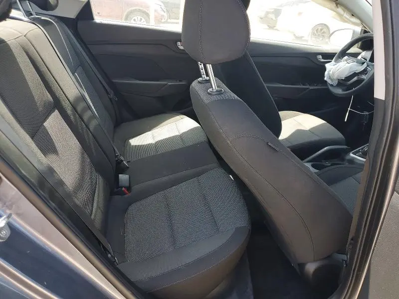 2019 HYUNDAI ACCENT SE  
