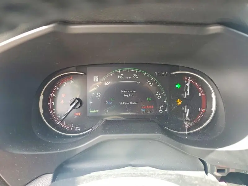 2023 TOYOTA RAV4 XLE  