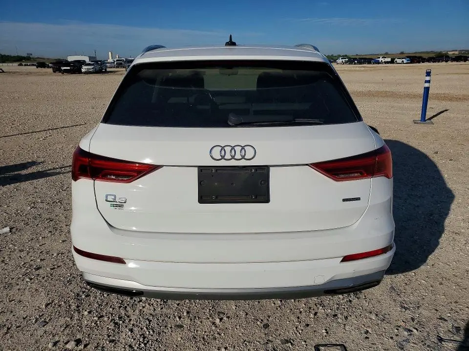 2019 AUDI Q3 PREMIUM  