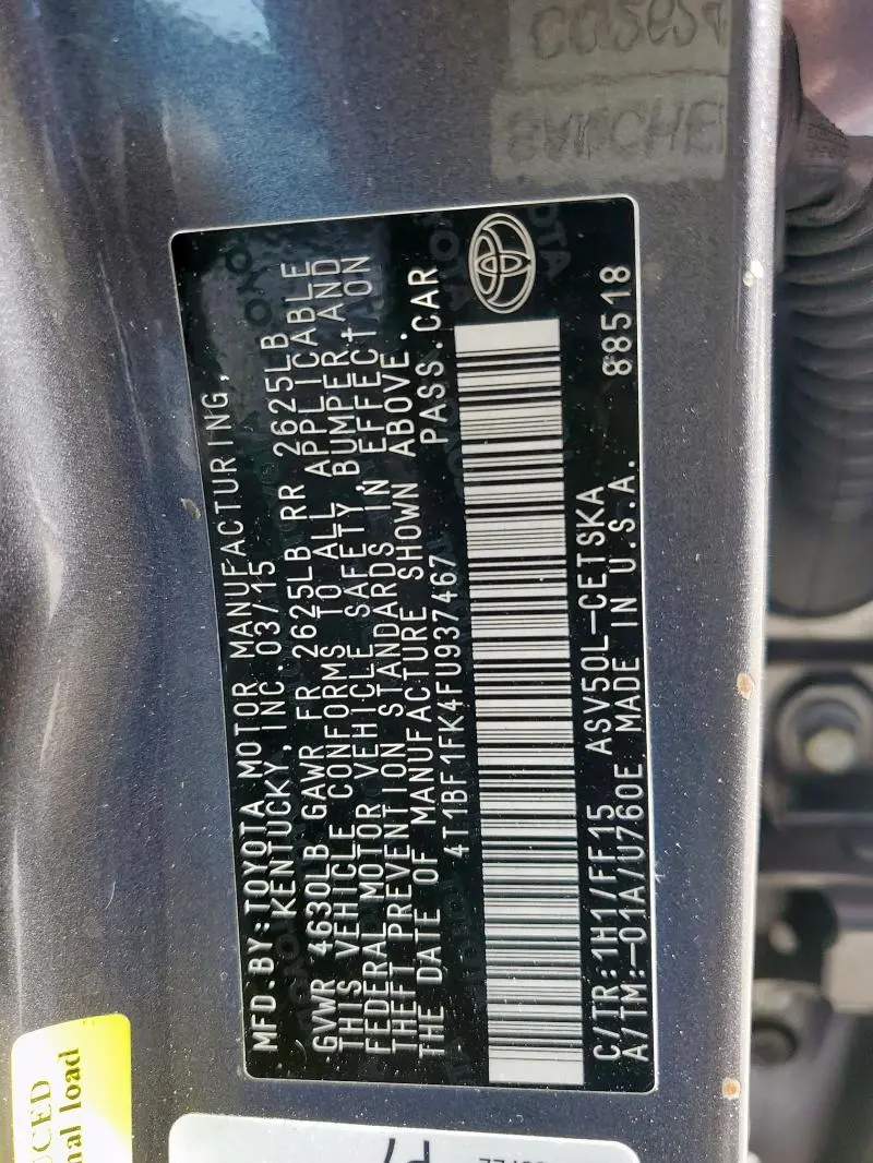 2015 TOYOTA CAMRY LE
