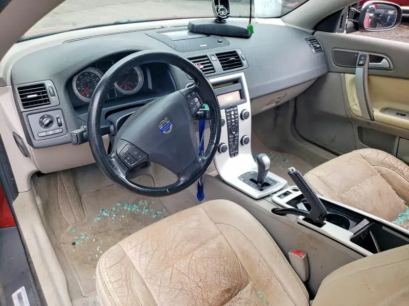 2011 VOLVO C70 T5  