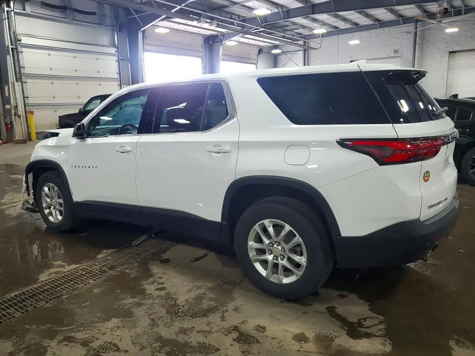 2022 CHEVROLET TRAVERSE LS  