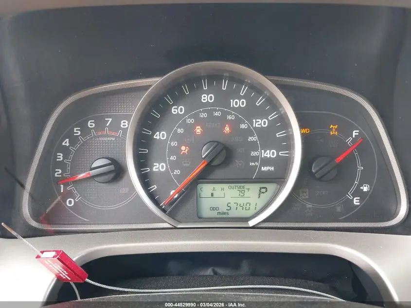2015 TOYOTA RAV4 XLE