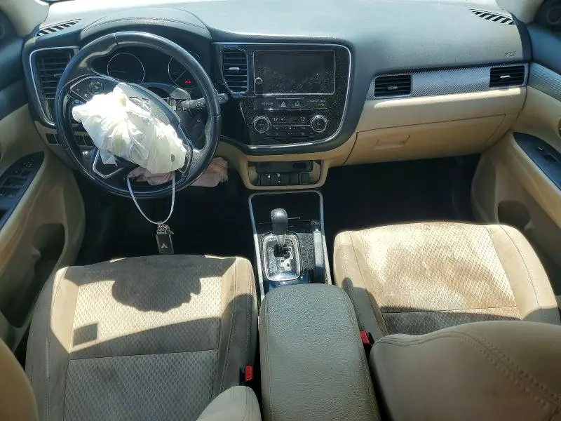 2018 MITSUBISHI OUTLANDER SE  