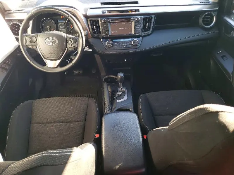 2017 TOYOTA RAV4 XLE  