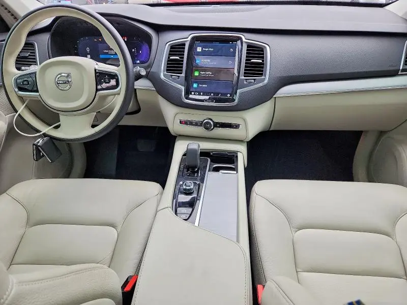 2023 VOLVO XC90 CORE  