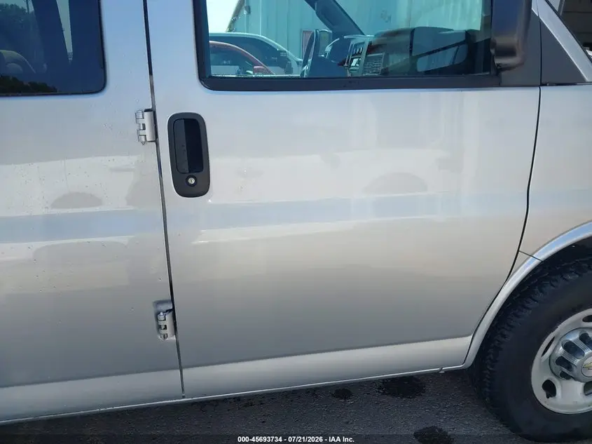 2016 CHEVROLET EXPRESS 3500 LT