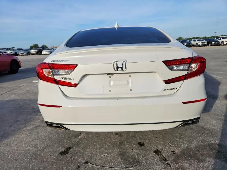 2018 HONDA ACCORD SPORT  