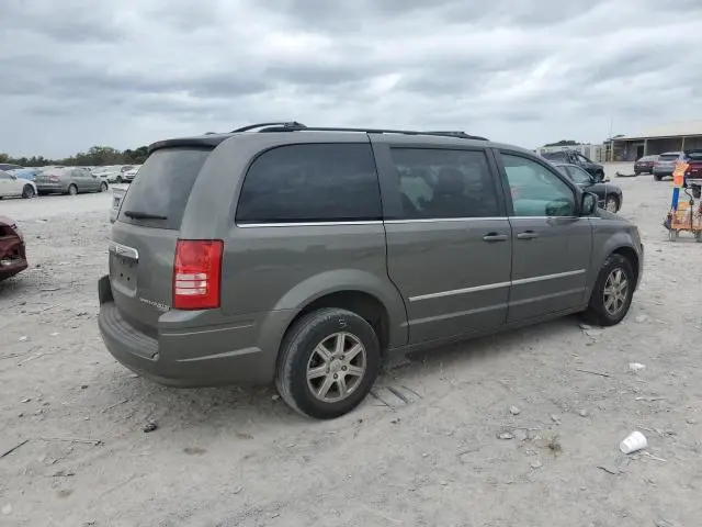 2010 CHRYSLER TOWN & COUNTRY TOURING  