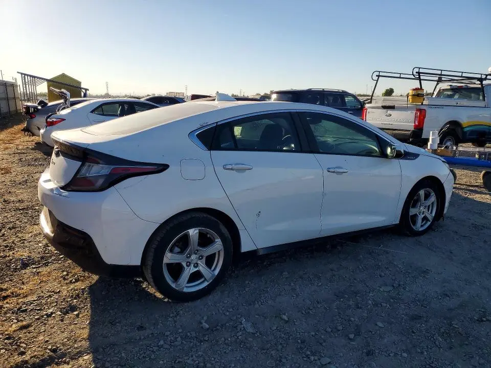 2017 CHEVROLET VOLT LT  