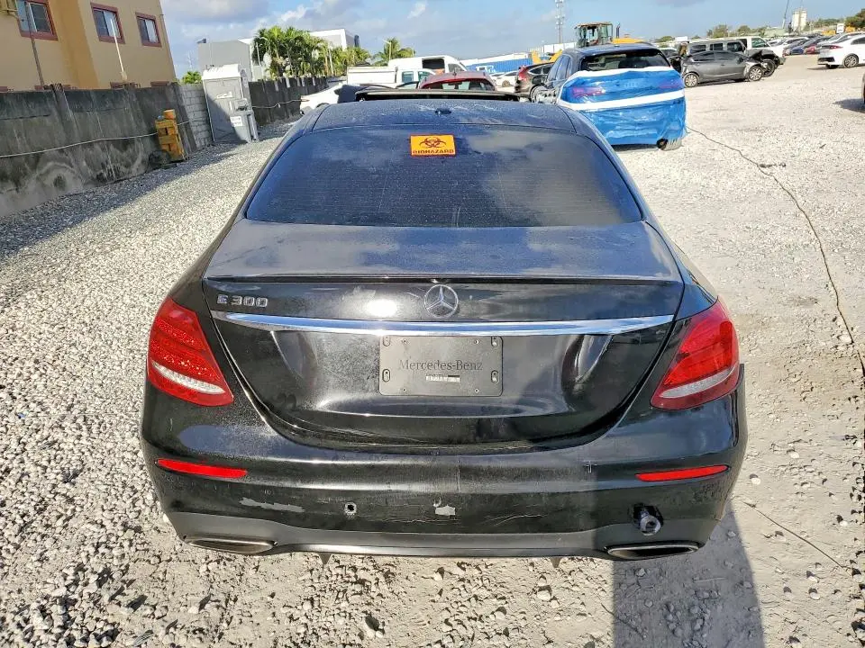 2019 MERCEDES-BENZ E 300  