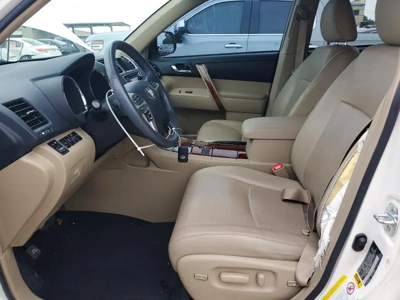 2013 TOYOTA HIGHLANDER LIMITED  