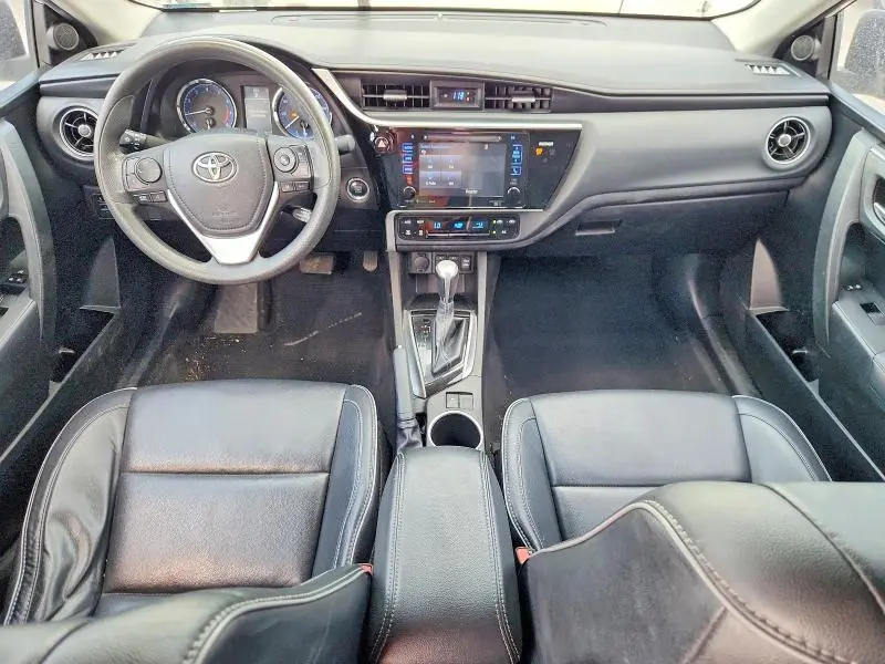 2017 TOYOTA COROLLA XLE  