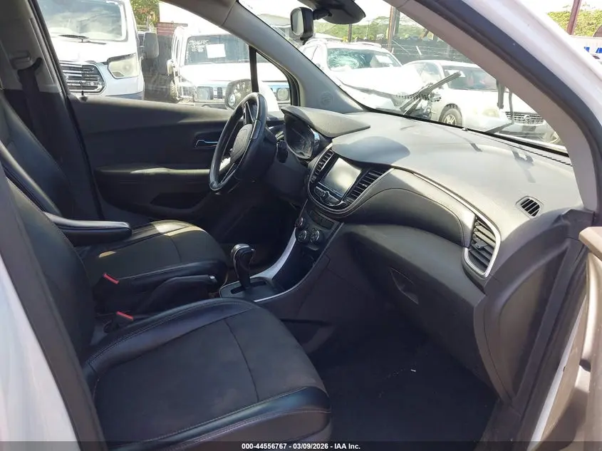 2017 CHEVROLET TRAX LT