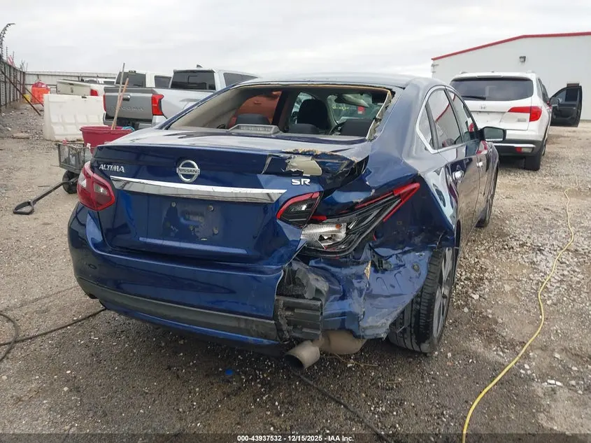 2017 NISSAN ALTIMA 2.5 SR