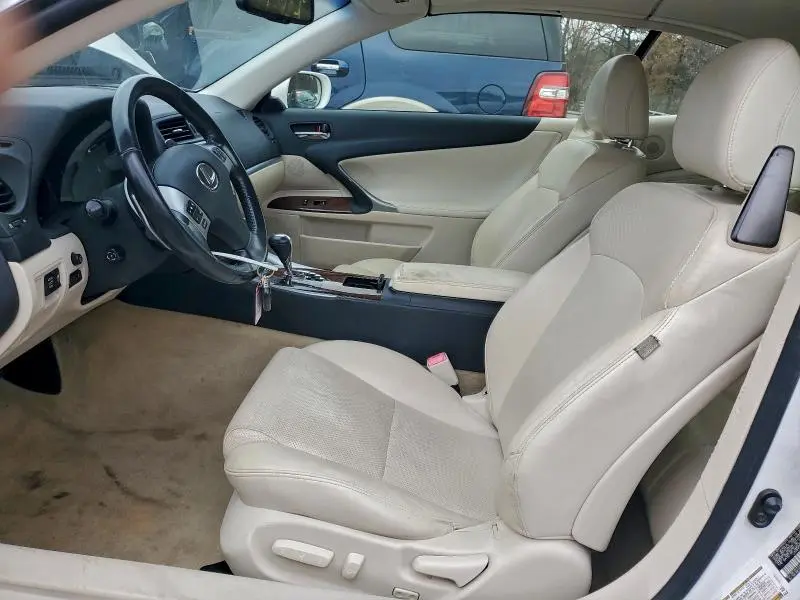 2013 LEXUS IS 250  