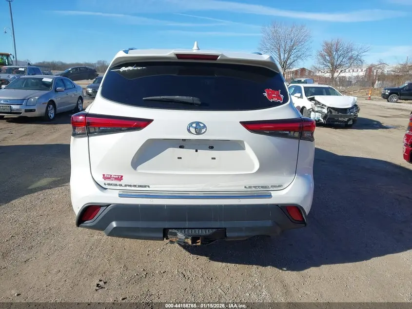 2020 TOYOTA HIGHLANDER LIMITED