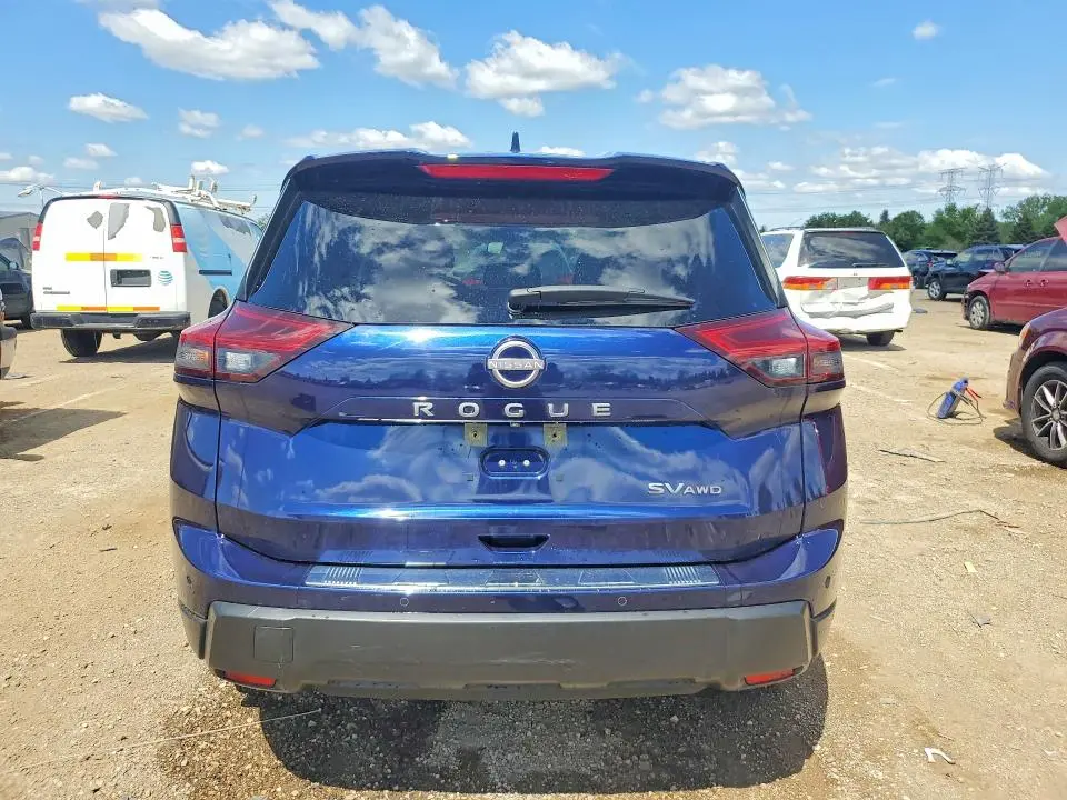 2024 NISSAN ROGUE SV  