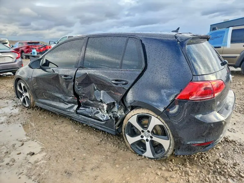 2016 VOLKSWAGEN GOLF R   