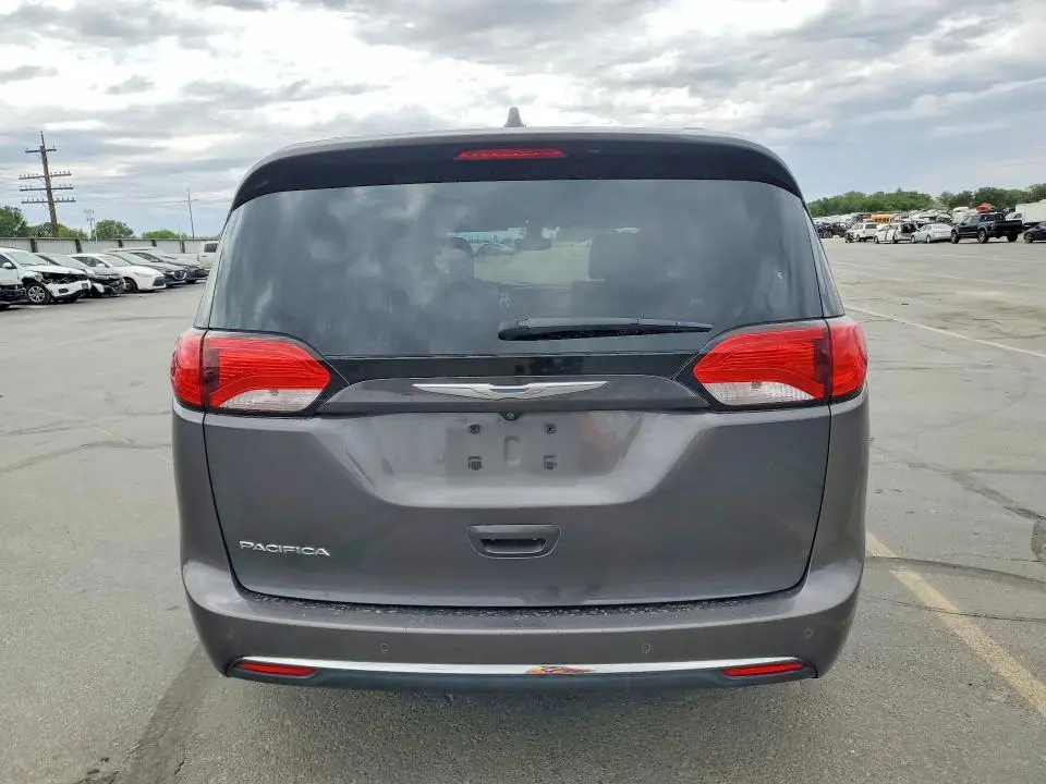 2017 CHRYSLER PACIFICA TOURING L  