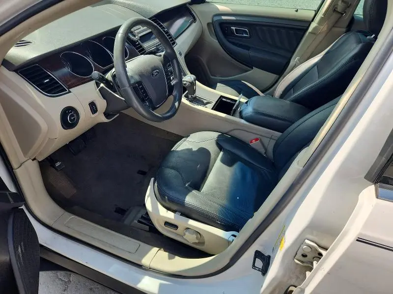 2010 FORD TAURUS SEL  