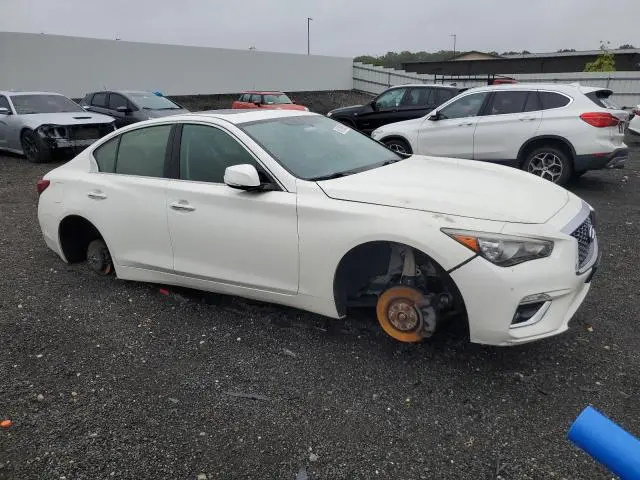 2018 INFINITI Q50 LUXE  