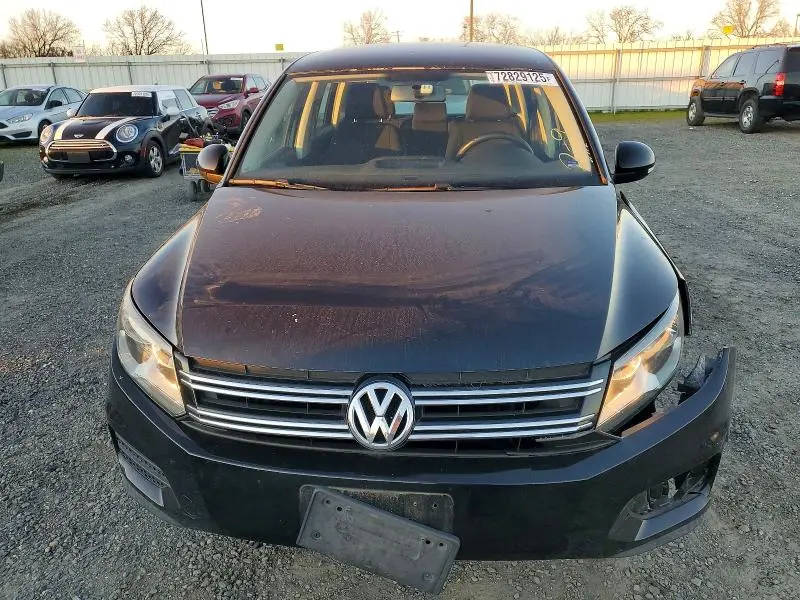 2013 VOLKSWAGEN TIGUAN S  