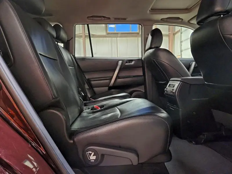 2013 TOYOTA HIGHLANDER BASE  