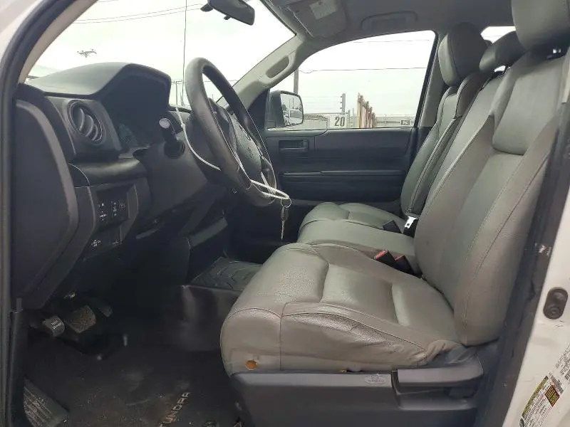 2015 TOYOTA TUNDRA SR  