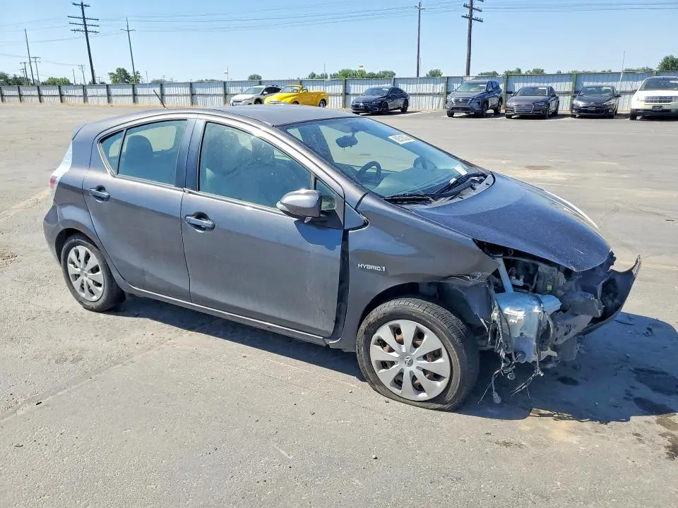 2014 TOYOTA PRIUS C ONE  